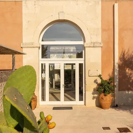 Masseria Bandino & מלון 4*