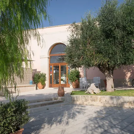 Отель Masseria Bandino & Отранто