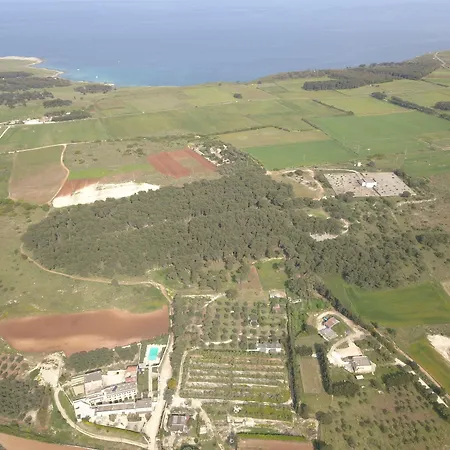 Отель Masseria Bandino & 4*