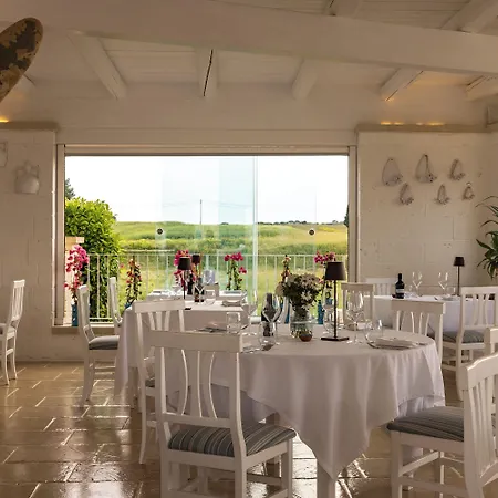 Отель Masseria Bandino & 4*