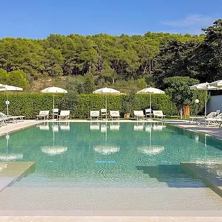 Hotel Masseria Bandino & 4*
