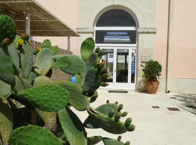 Hotel Masseria Bandino & 4*